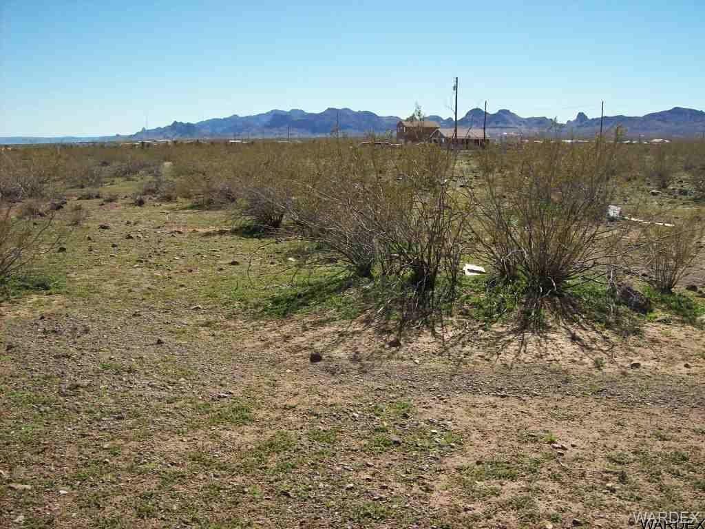 N Dome Rd: N Dome Rd, Golden Valley, AZ 86413